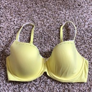 Body by Victoria lined Demi bra✨